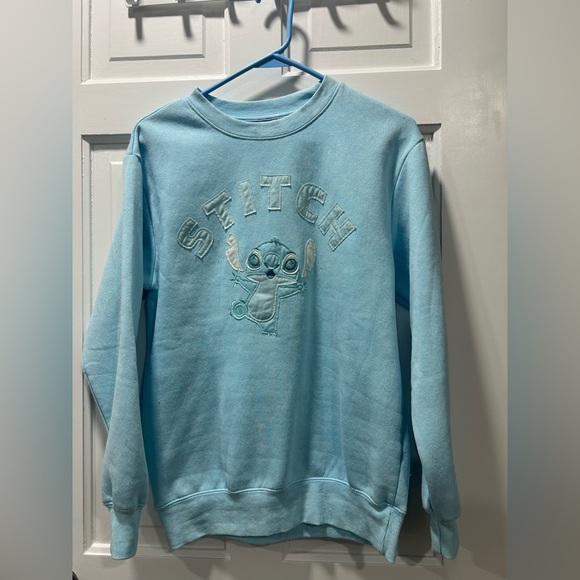 Disney Sweaters - Disney NWOT Stitch pull over sweater size S